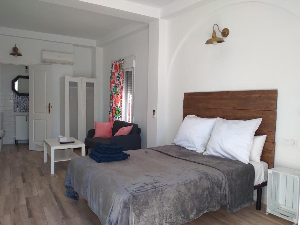 Estudio Uno Apartment Benalmadena Bagian luar foto